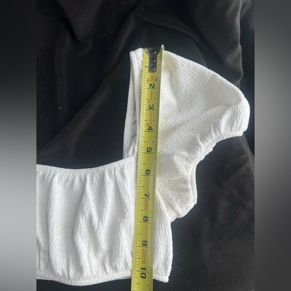 Floral Green & White Skirt (Lehenga) Rent due Taking best offers immediately! - Picture 9 of 9